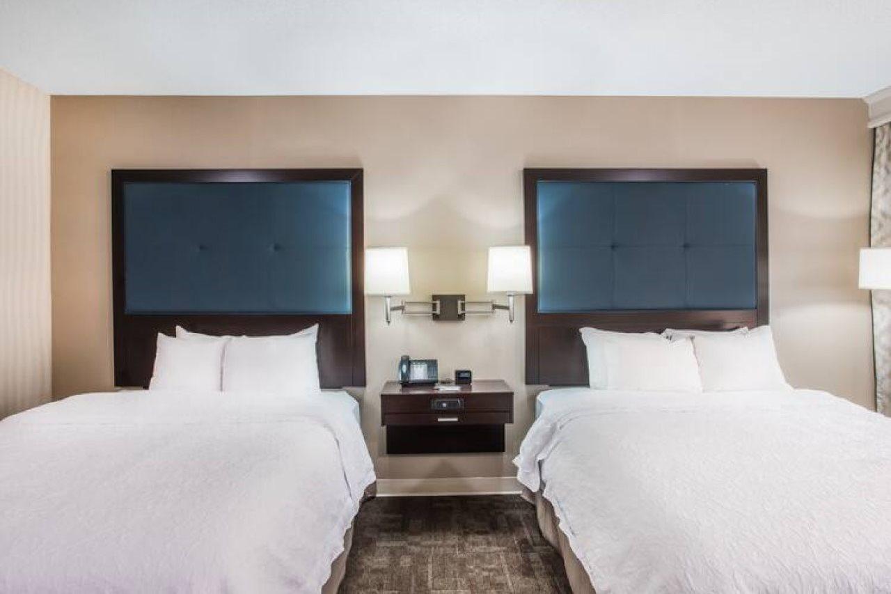 Hampton Inn Cleveland-Airport/Tiedeman Road Brooklyn Bagian luar foto