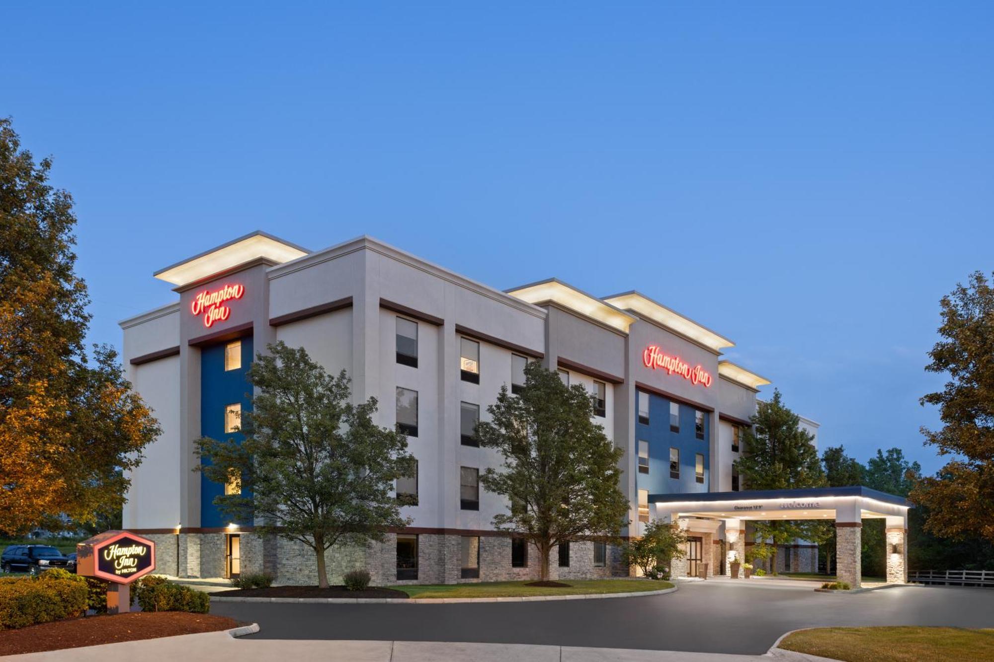 Hampton Inn Cleveland-Airport/Tiedeman Road Brooklyn Bagian luar foto