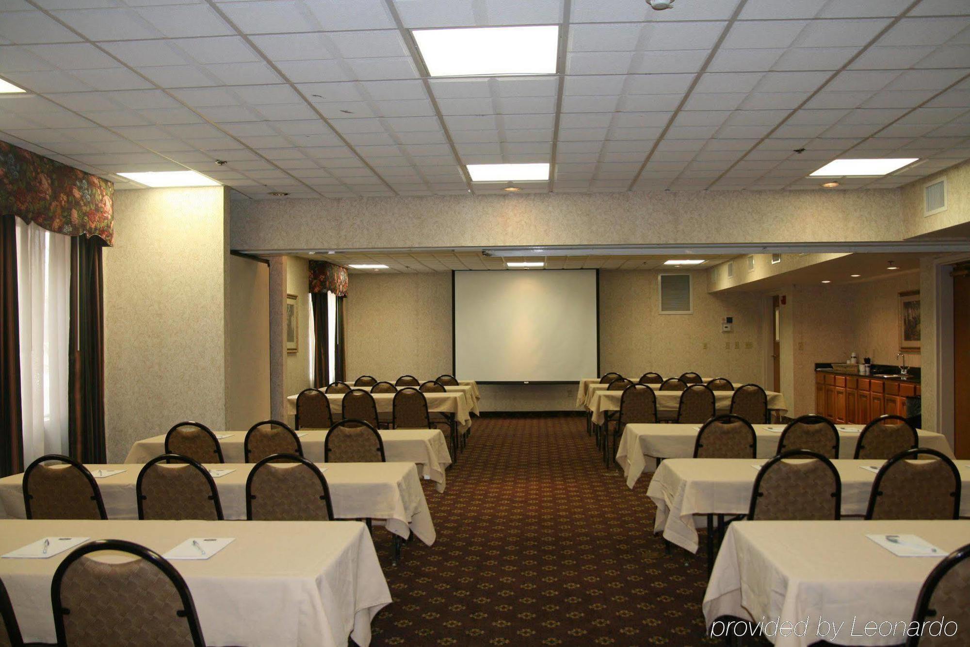 Hampton Inn Cleveland-Airport/Tiedeman Road Brooklyn Fasilitas foto